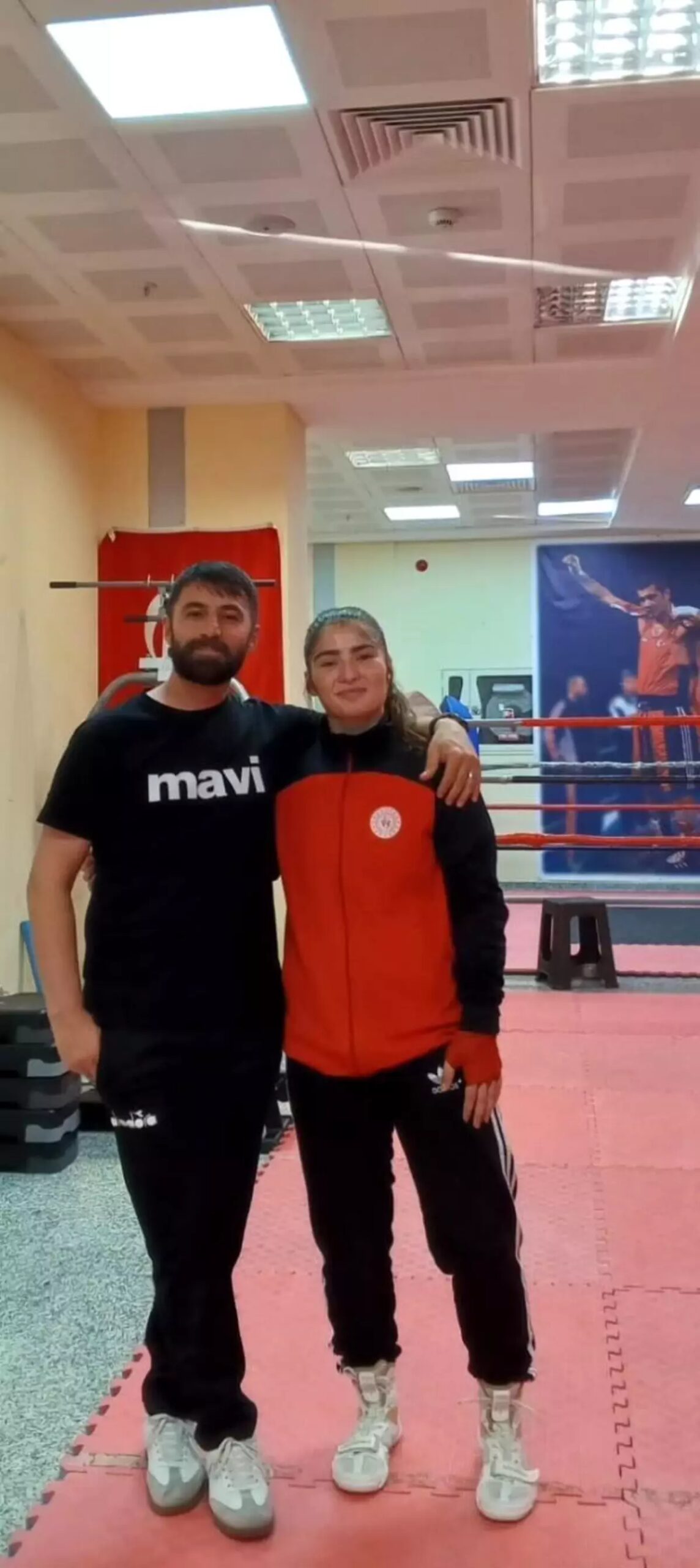 boksor-birsen-uysal-sampiyonaya-hazirlaniyor-PvOARdNz.jpg