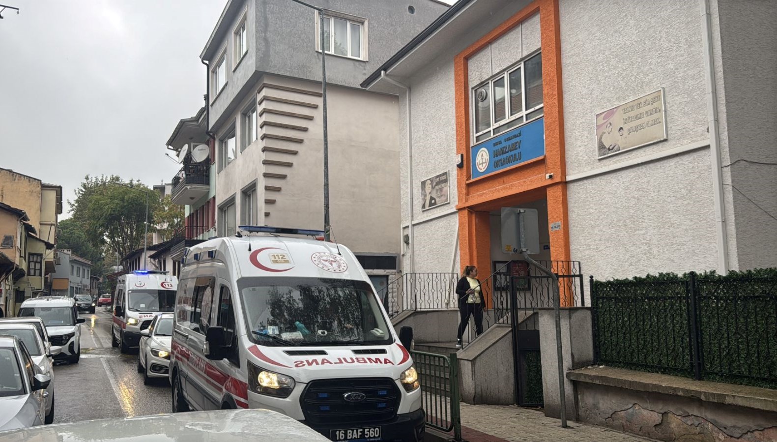 bursada gida zehirlenmesi suphesi alti ogrenci hastanelik oldu rjPkt3pm