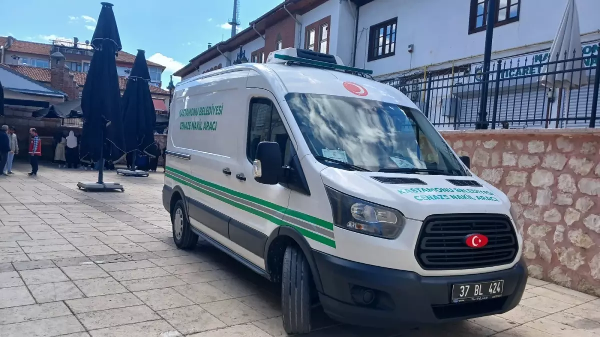 kastamonuda genc afgan kadin otelden dustu ky72B87V