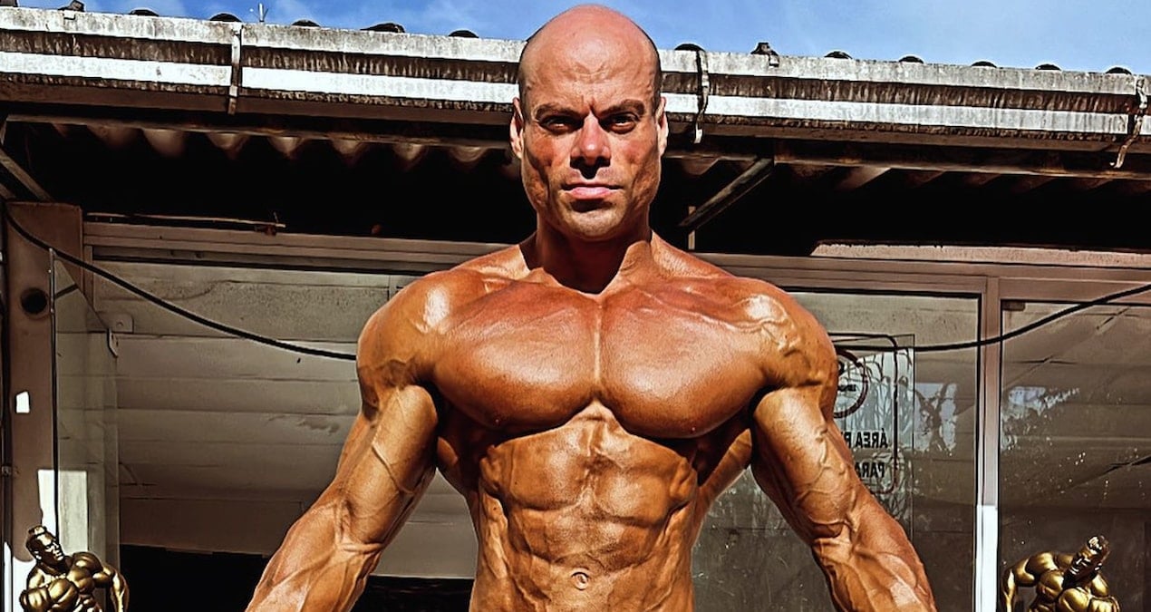 sevgilisi kas kralini bicaklayarakkatletti DKkpRh7p