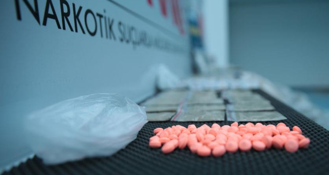 tekirdagda evinde sentetik uyusturucu yakalanan zanli tutuklandi i3CptkA1