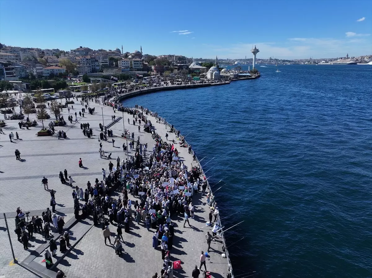 ak parti kadin kollarindan gazzeye destek gazze icin sessiz ciglik eylemi OJcknR9W