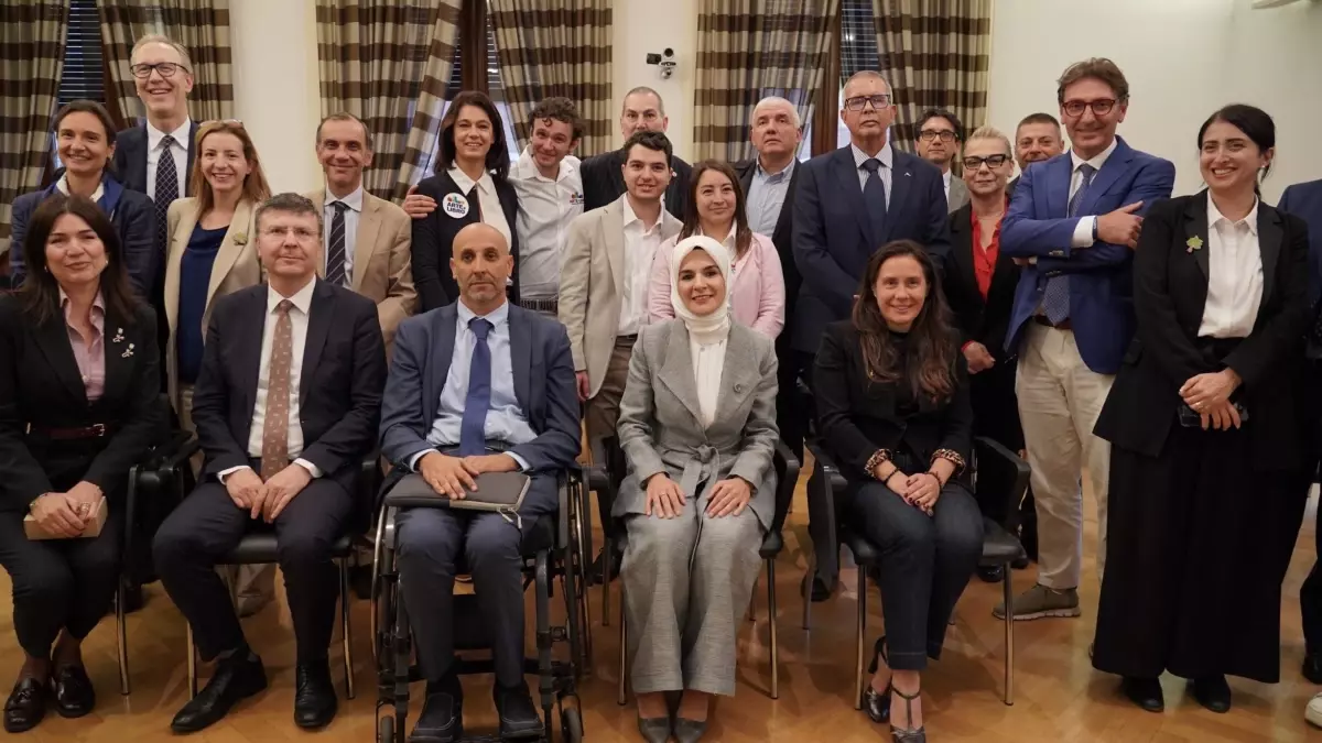 bakan goktas italyada engelli bireyler icin is birligi gorusmeleri yapti jV2v4Fa9.jpg