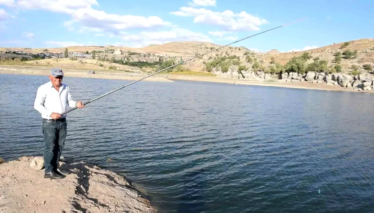 guzelyurt goletinde balik tutma keyfi avG34wWS