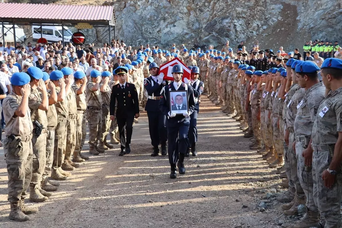 jandarma uzman cavus tayyar bakir son yolculuguna ugurlandi ujkf8XOg