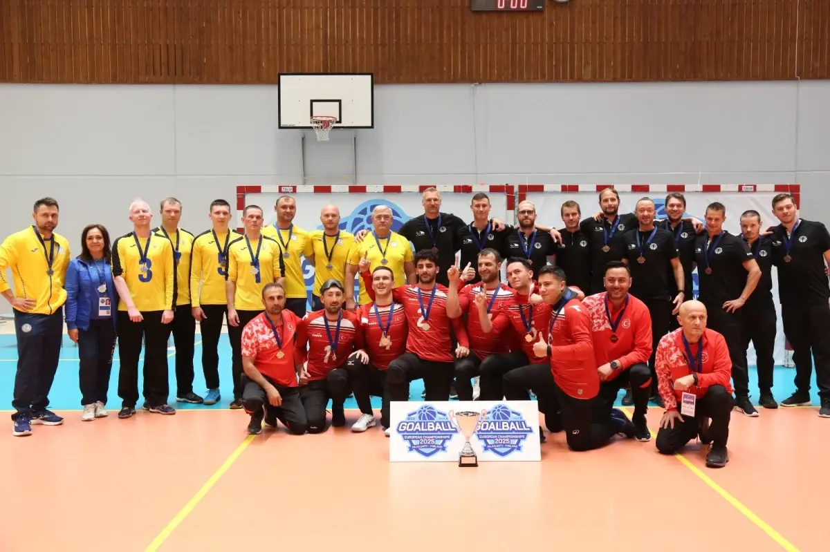 milli takimdan 10 yil sonra sampiyonluk 5WqVcWNV