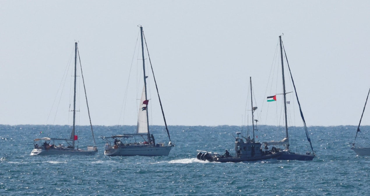 sumud filosu gemileri israilin asdod limanina getirildi qnNsp3bH