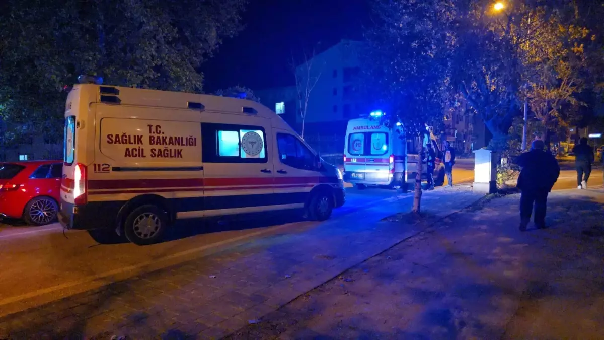 mudanyada motosiklet ve otomobil kazasi 2 yarali srresE1t.jpg