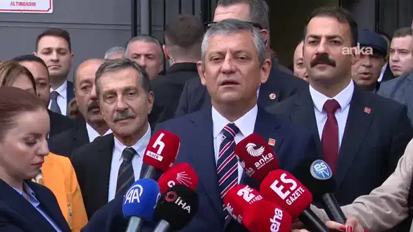 ozgur ozelden akin gurlek aciklamasi 10 ay boyunca maas almis sucustu yakalandi lli3RmYT.jpg