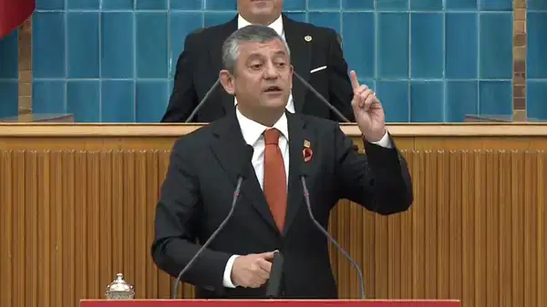 ozgur ozelden bassavci akin gurleke yarina kadar muhlet bassavcilik gorevinin ve maasinin yaninda baska bir gelir elde ettiniz mi 14hr7ClO.jpg